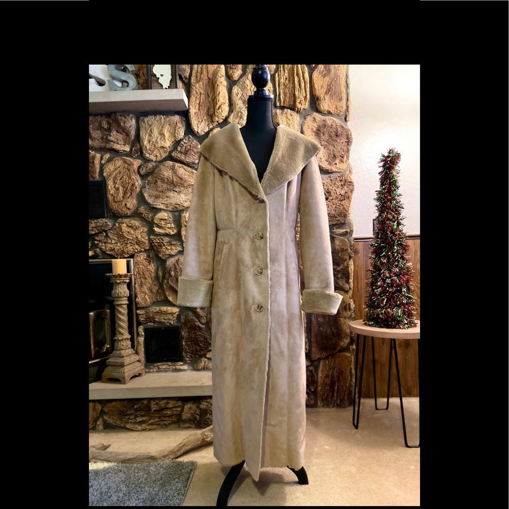 Calvin Klein Long Luxurious Coat